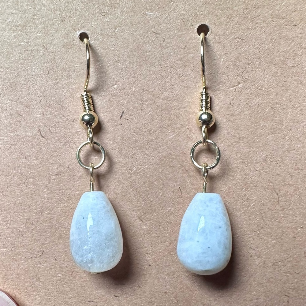 Rainbow moonstone earrings dangle gold tone color gemstone - Picture 5 of 5